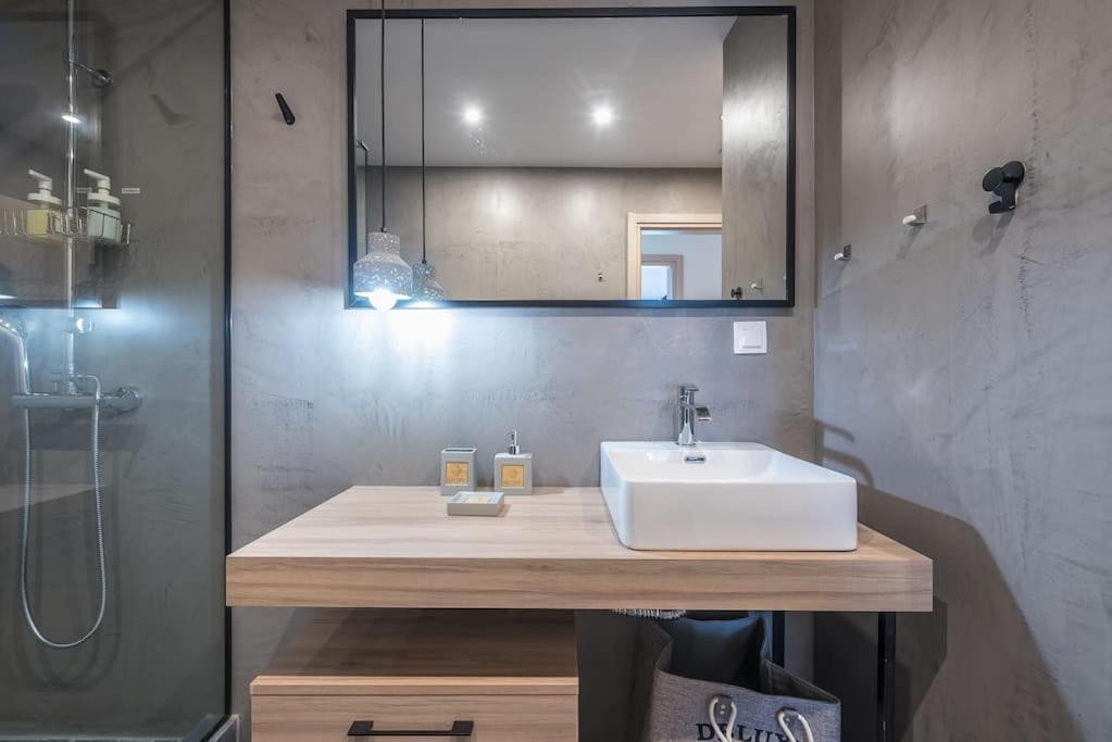 Apartment Modern *