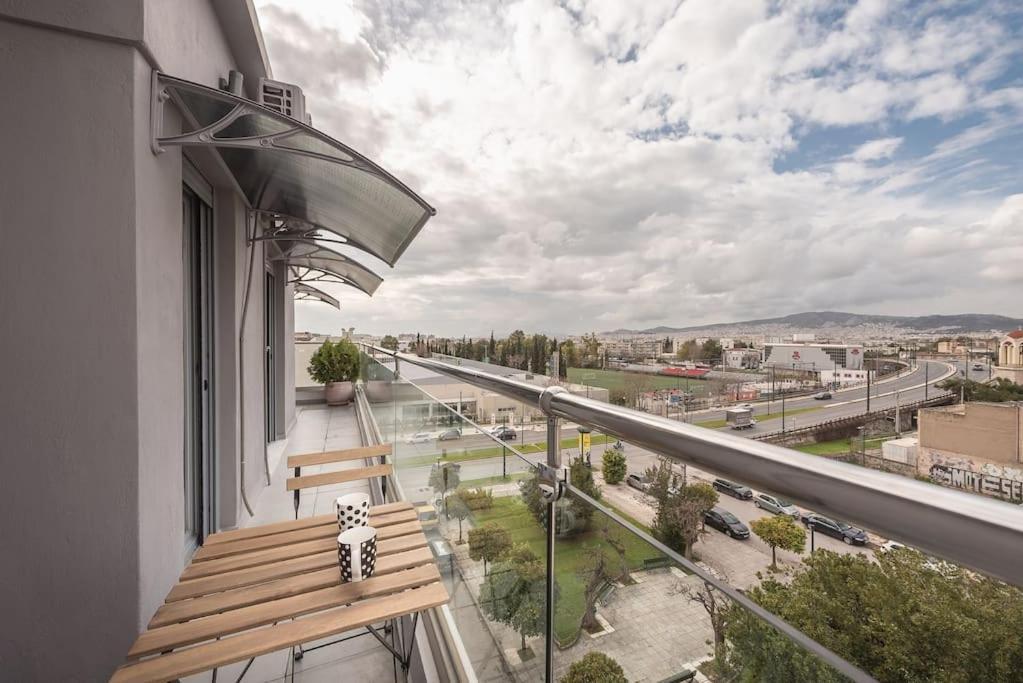 Modern Apartment *